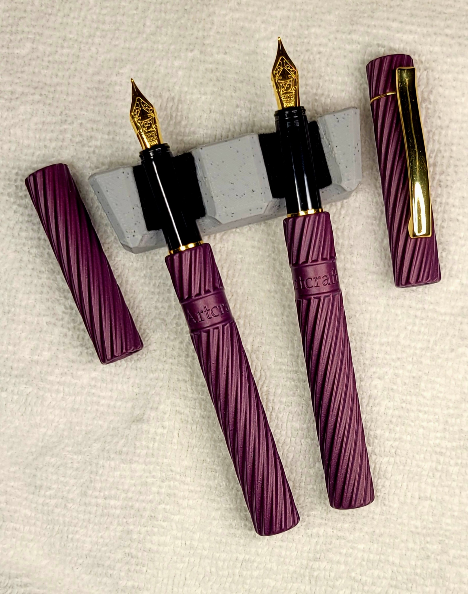 筆記具 SPIRAL ARTS & Co. Estrella (Violet Moon) The Spiral – Colorful and Tactile – Artcraft Pen Company